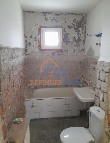 1 Decembrie 1918, Trapezului, apartament 2 camere de vanzare.